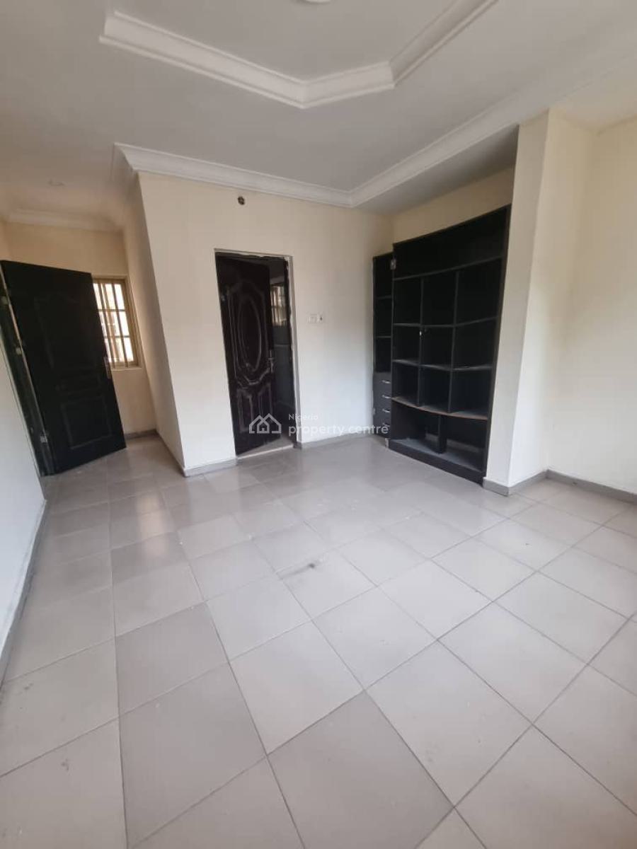4 Bedroom Apartment in a Secured Estate, Mobile Road, Ajah, Lagos, Flat / Apartment for Rent