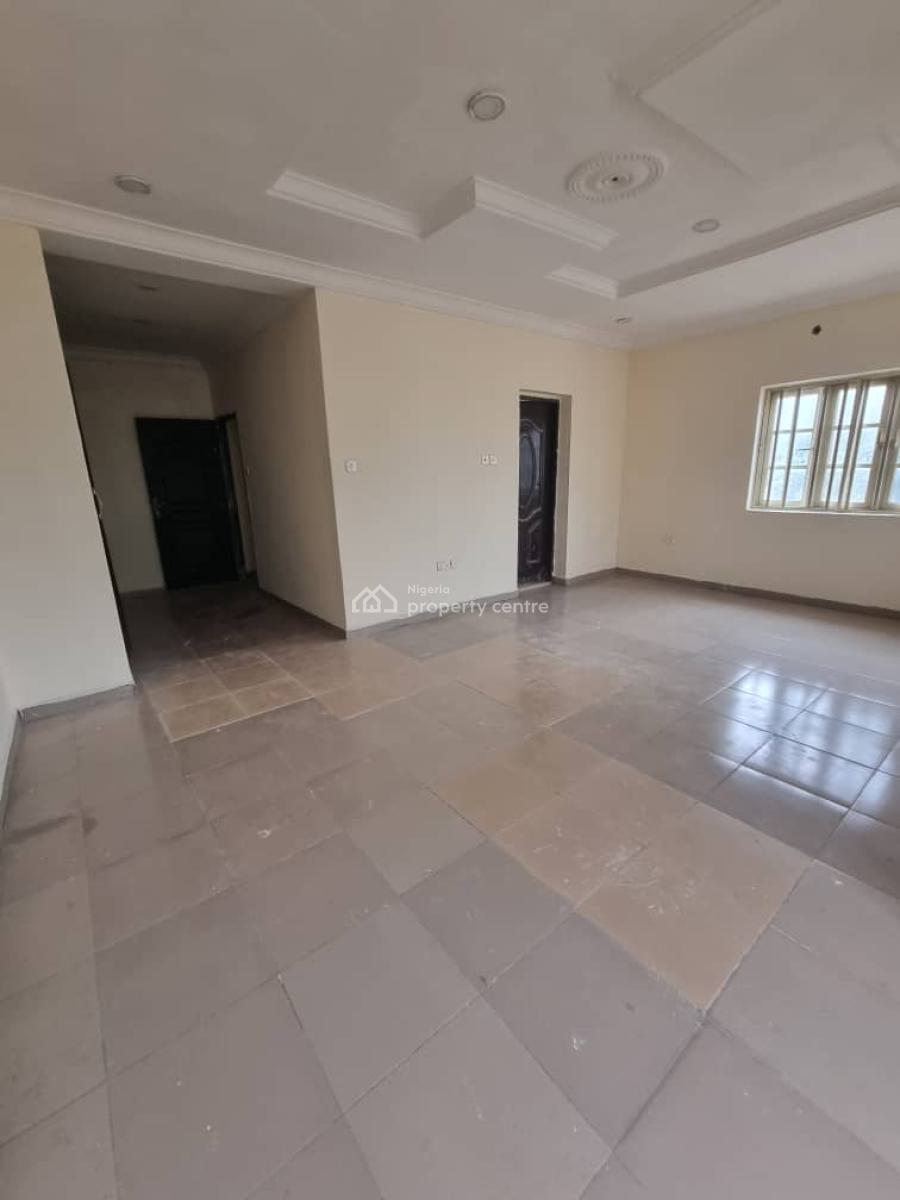 4 Bedroom Apartment in a Secured Estate, Mobile Road, Ajah, Lagos, Flat / Apartment for Rent