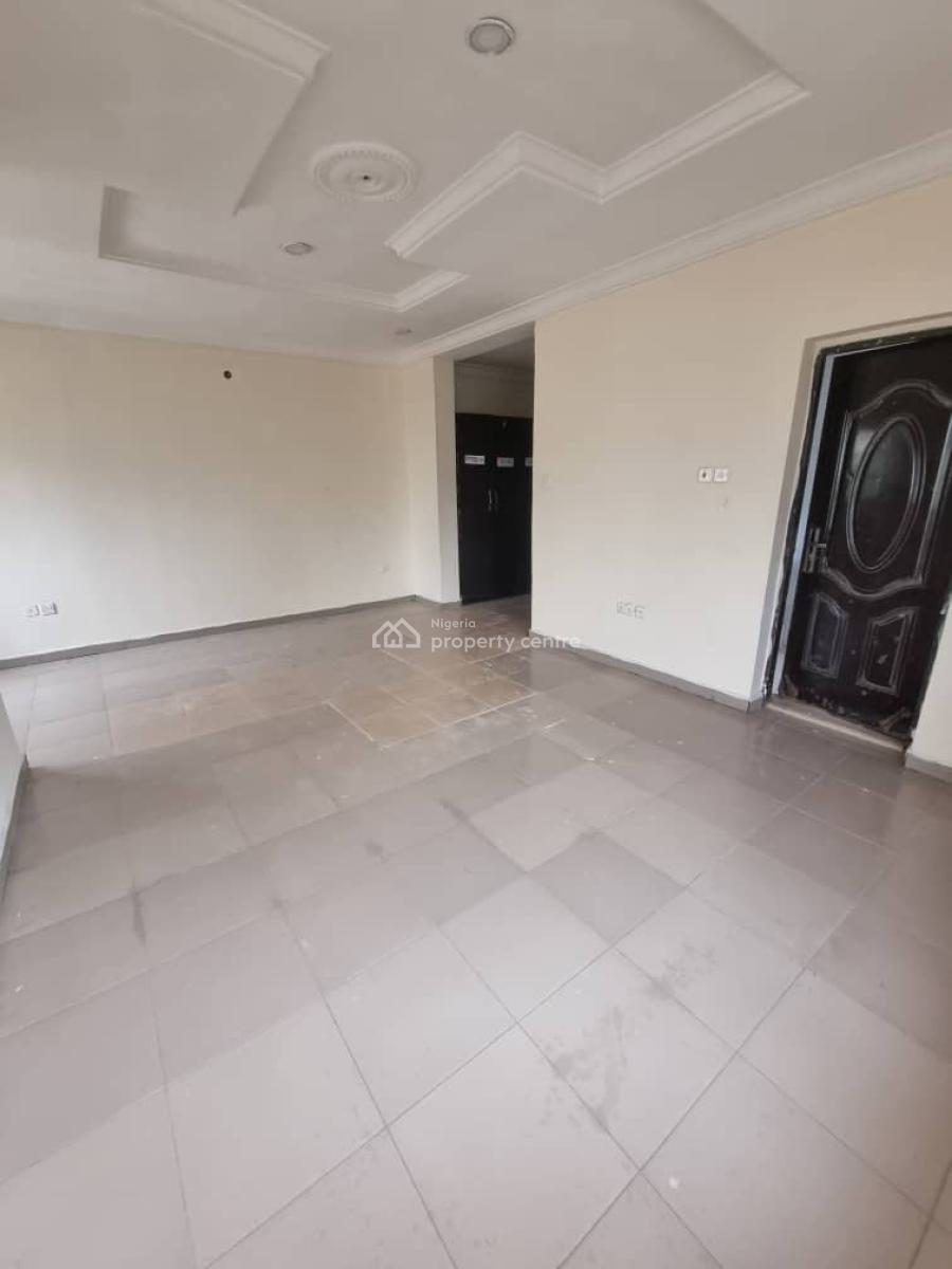 4 Bedroom Apartment in a Secured Estate, Mobile Road, Ajah, Lagos, Flat / Apartment for Rent