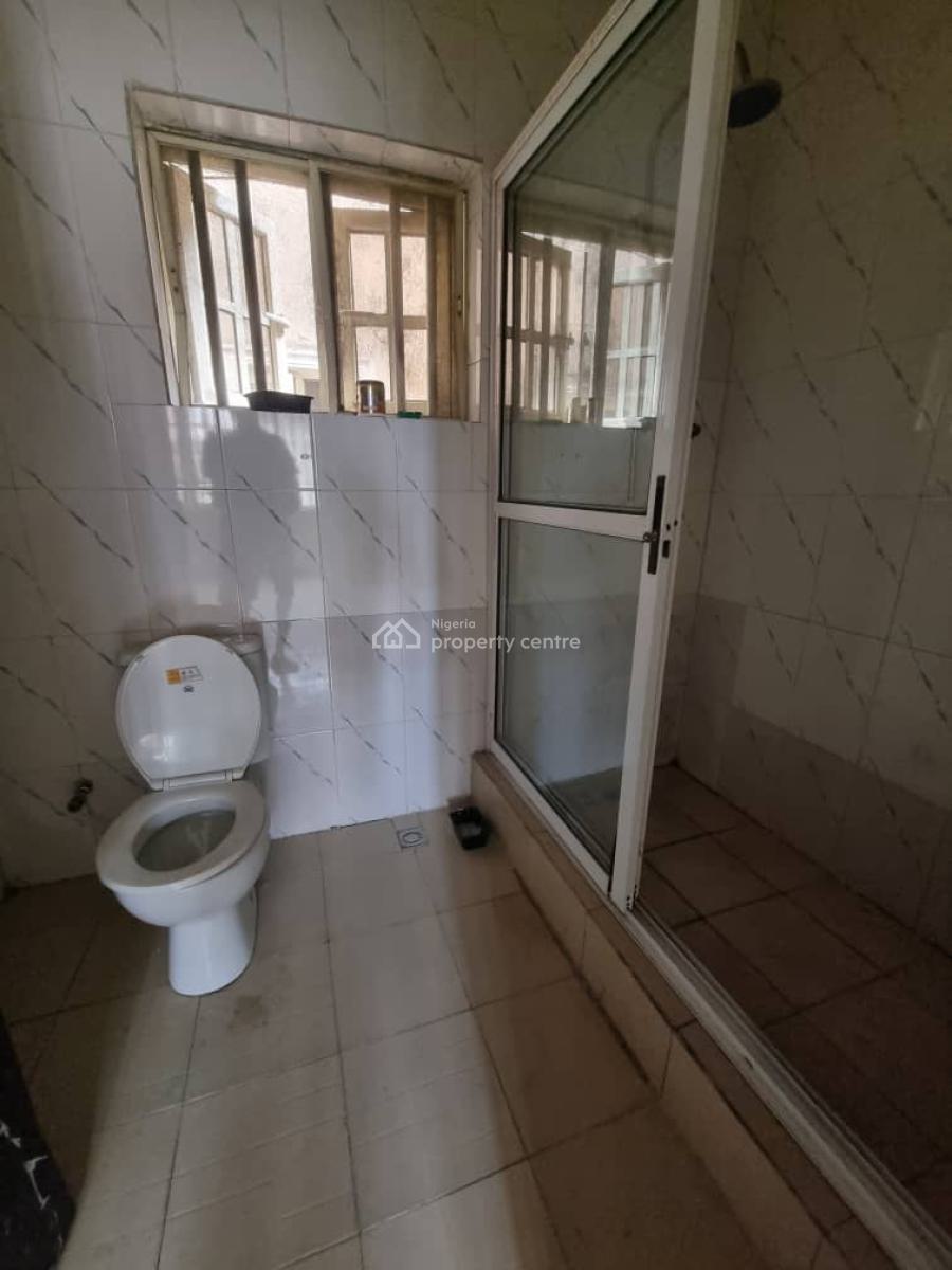 4 Bedroom Apartment in a Secured Estate, Mobile Road, Ajah, Lagos, Flat / Apartment for Rent