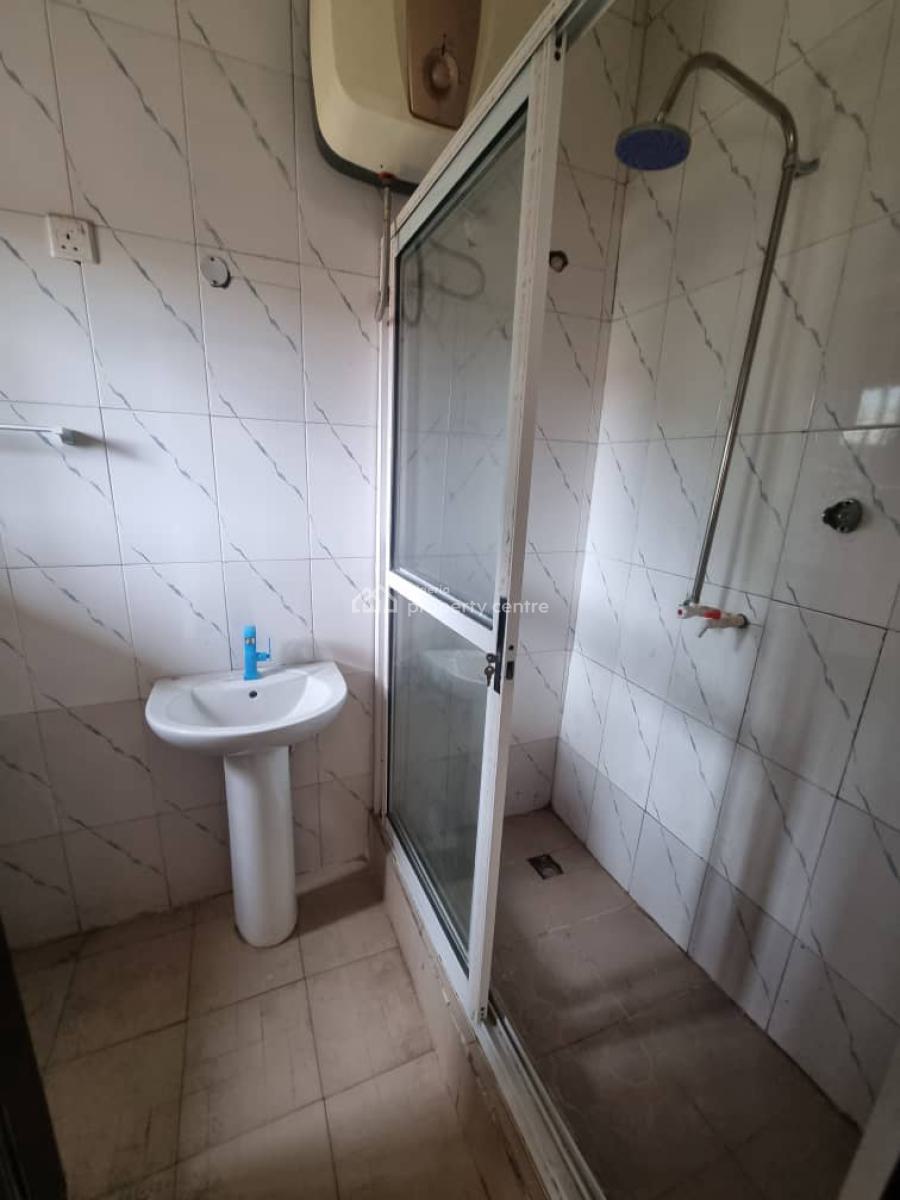 4 Bedroom Apartment in a Secured Estate, Mobile Road, Ajah, Lagos, Flat / Apartment for Rent