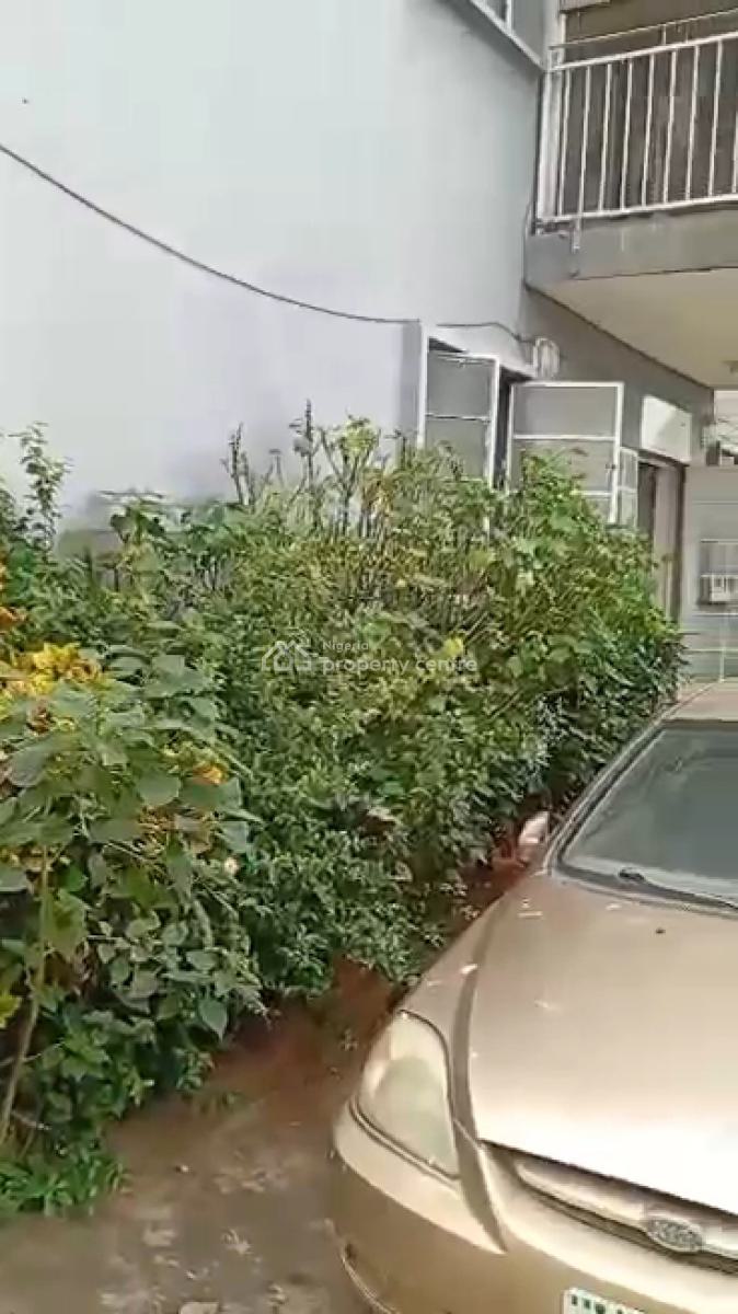 Well Maintained 4units of 3bedroom Flat, Secured Close, Magodo Isheri, Lagos State, Magodo, Lagos, Block of Flats for Sale