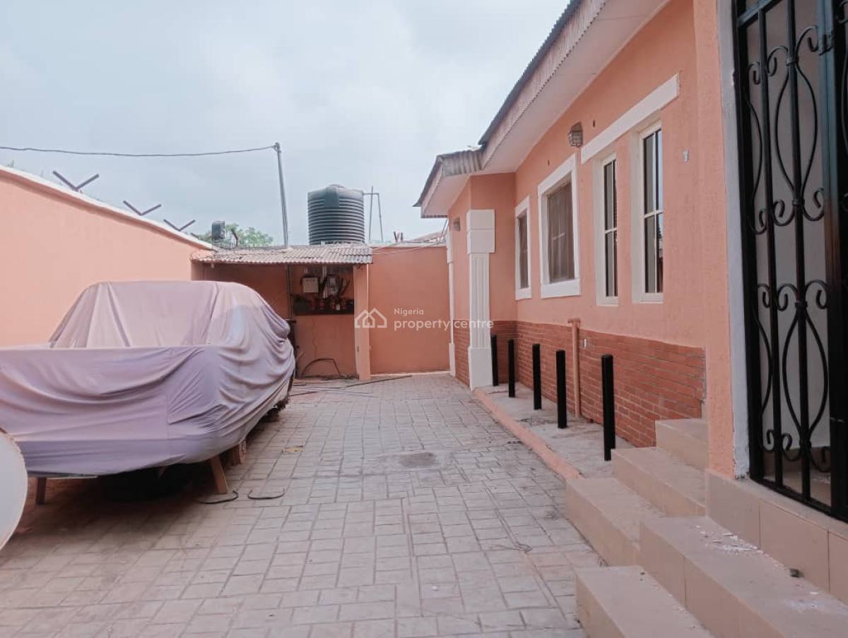 2 Bedrooms, Cele Axis, Magboro, Ogun, Flat / Apartment for Rent