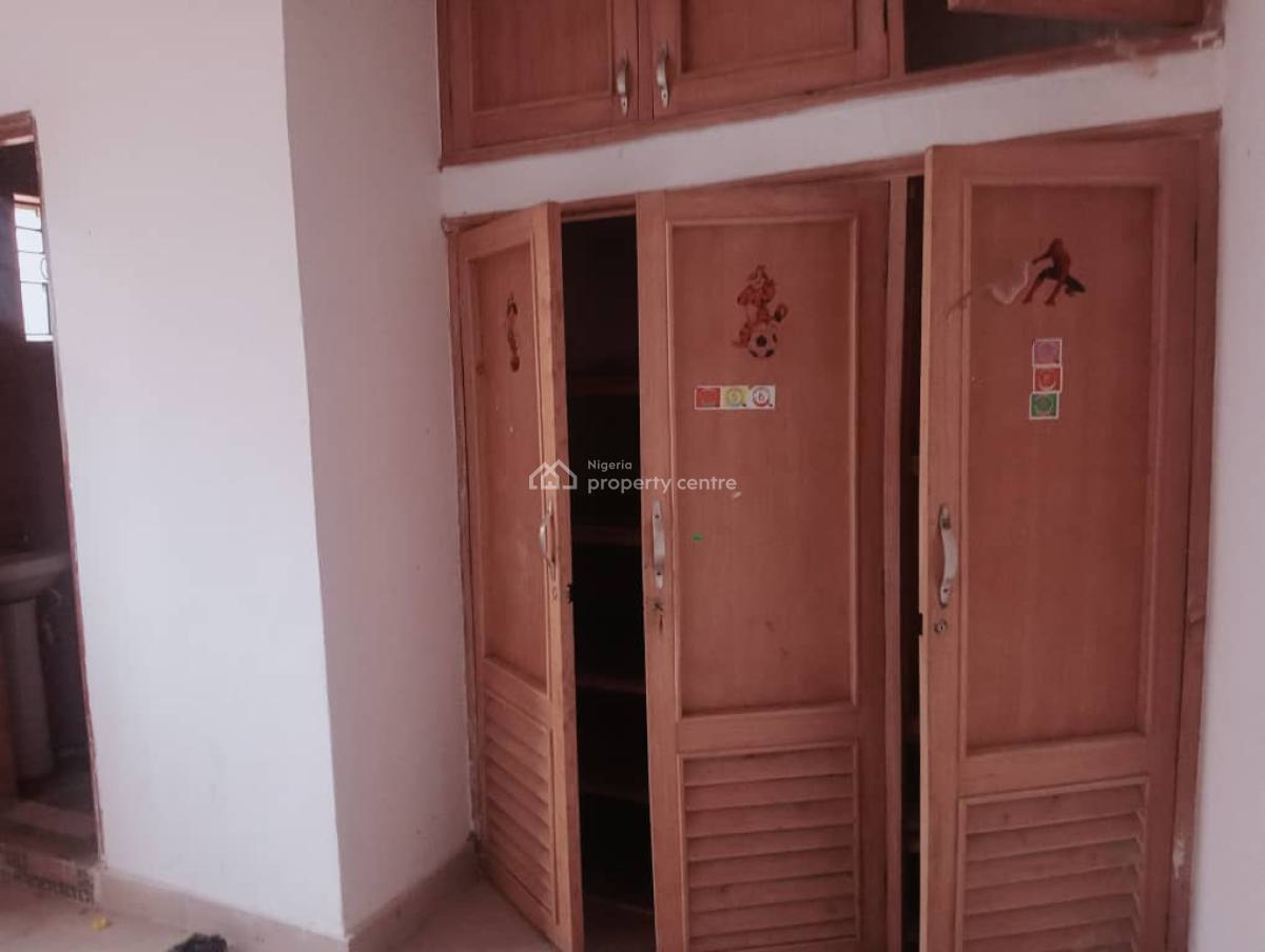 2 Bedrooms, Cele Axis, Magboro, Ogun, Flat / Apartment for Rent