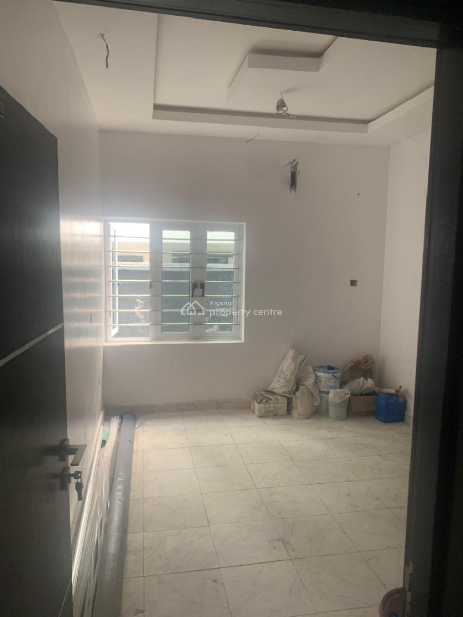 Sharp 2 Bedroom Apartment in a Secured Estate, Ikate, Ikate Elegushi, Lekki, Lagos, Flat / Apartment for Rent