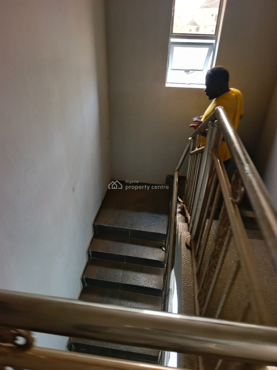 2 Bedrooms, Akeran, Magboro, Ogun, Flat / Apartment for Rent