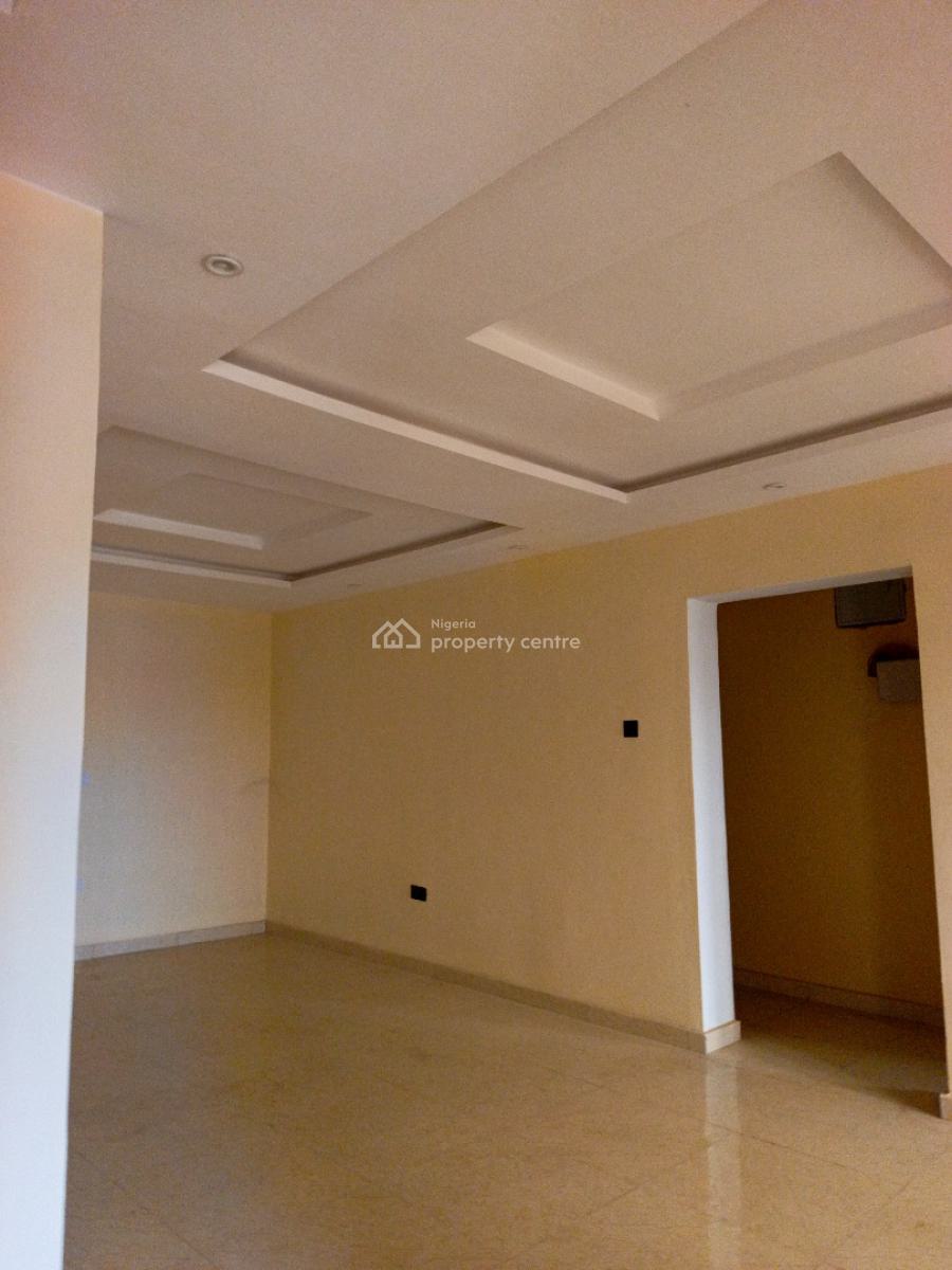 2 Bedrooms, Akeran, Magboro, Ogun, Flat / Apartment for Rent