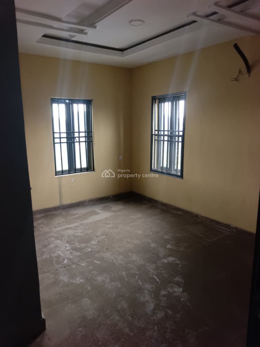4 Bedroom Fully Detached House with Room and a Palor, Location:pinnock Beach Estate Osapa, Jakande, Lekki, Lagos, Detached Duplex for Rent