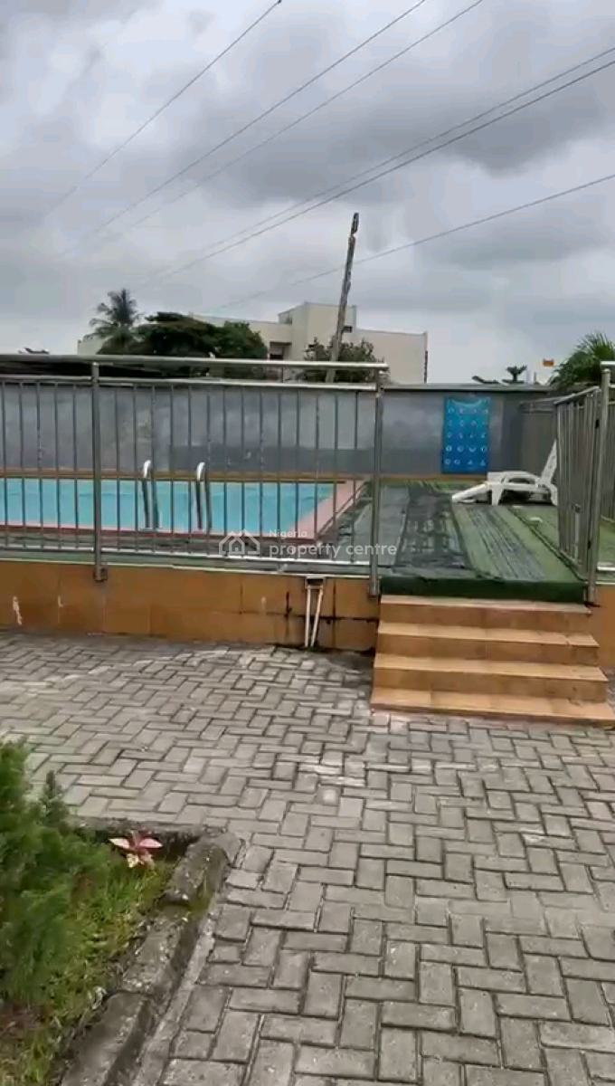 4 Bedrooms Town House, Surulere, Lagos, House for Sale