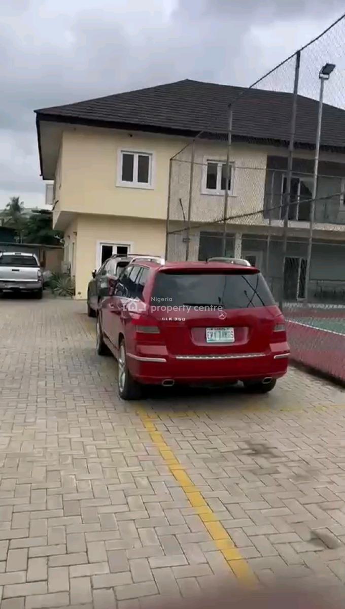 4 Bedrooms Town House, Surulere, Lagos, House for Sale