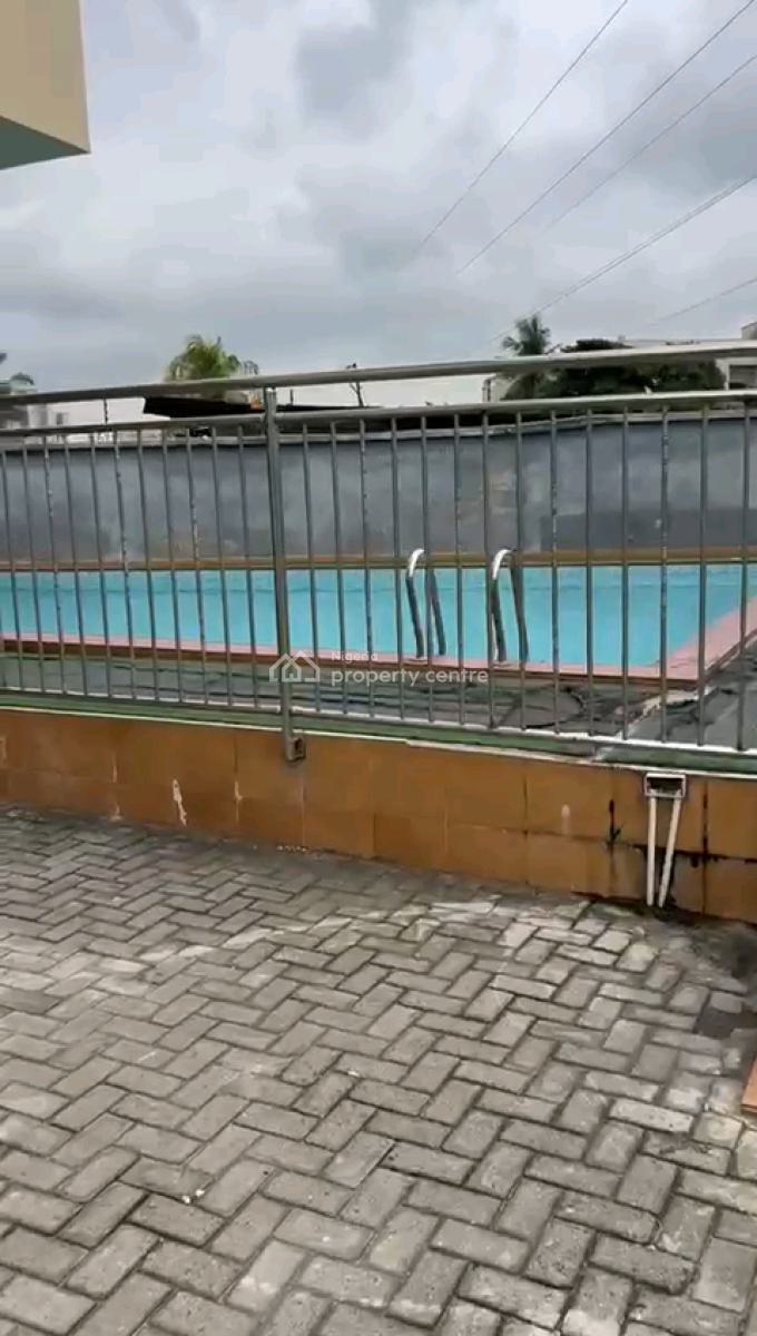 4 Bedrooms Town House, Surulere, Lagos, House for Sale
