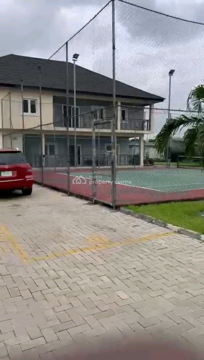 4 Bedrooms Town House, Surulere, Lagos, House for Sale