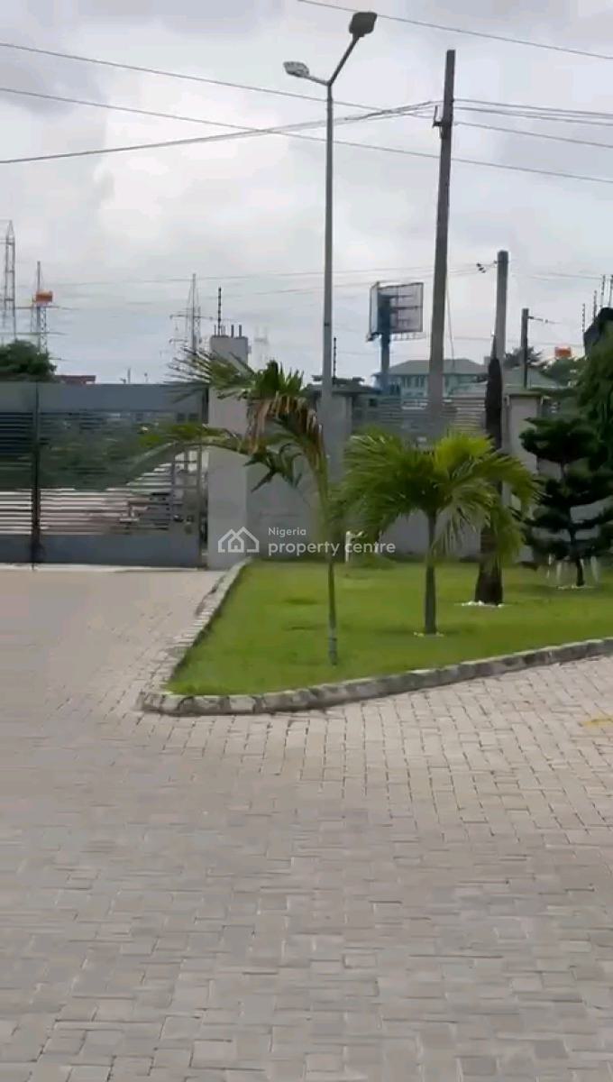 4 Bedrooms Town House, Surulere, Lagos, House for Sale