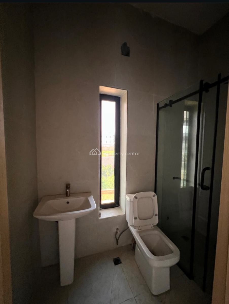 5 Bedrooms Terraced Duplex with Bq Attached, Guzape District, Abuja, Terraced Duplex for Rent