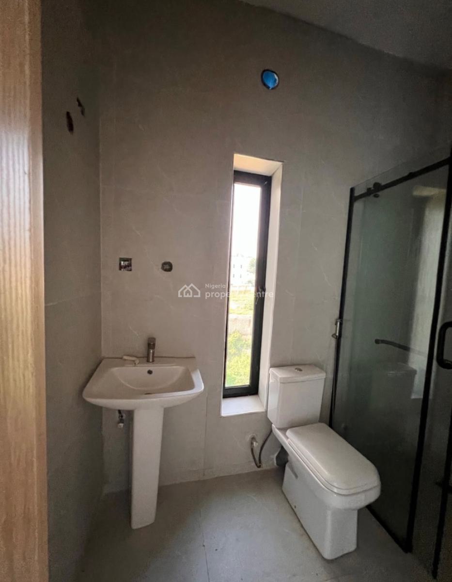 5 Bedrooms Terraced Duplex with Bq Attached, Guzape District, Abuja, Terraced Duplex for Rent