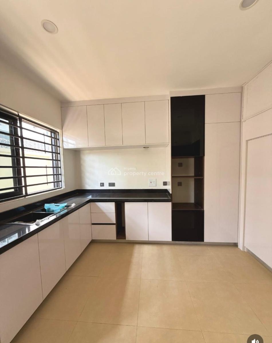 5 Bedrooms Terraced Duplex with Bq Attached, Jahi, Abuja, Terraced Duplex for Rent