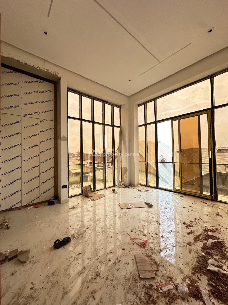 Luxury 3 Bedroom Apartment, Lekki Phase 1, Lekki, Lagos, Flat / Apartment for Sale