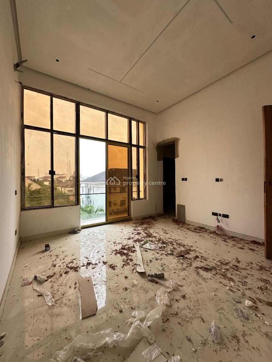 Luxury 3 Bedroom Apartment, Lekki Phase 1, Lekki, Lagos, Flat / Apartment for Sale