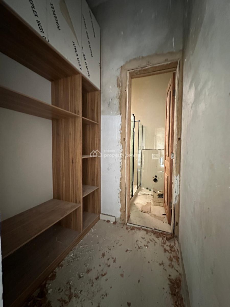 Luxury 3 Bedroom Apartment, Lekki Phase 1, Lekki, Lagos, Flat / Apartment for Sale