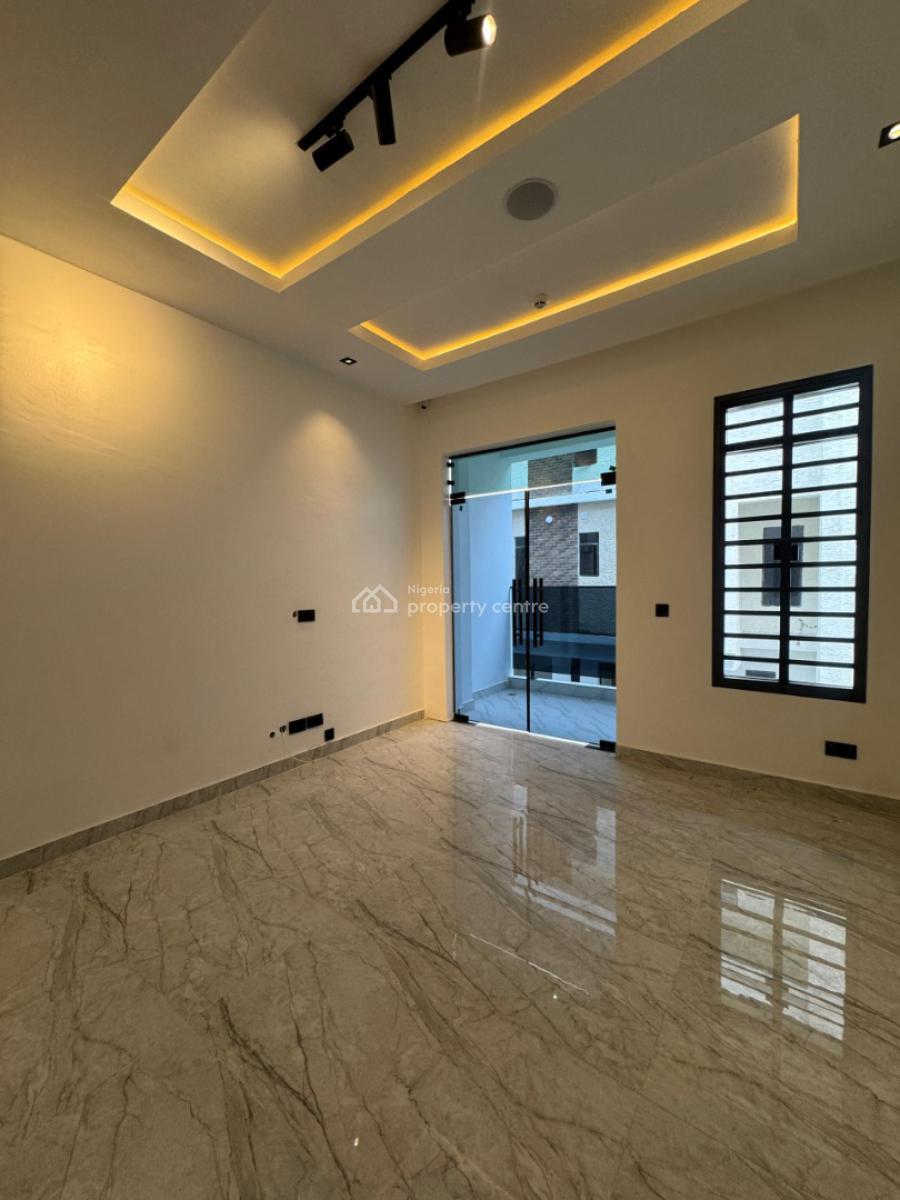 Classy  4 Bedroom Terrace with a Bq, Lekki Phase 1, Lekki, Lagos, Terraced Duplex for Sale