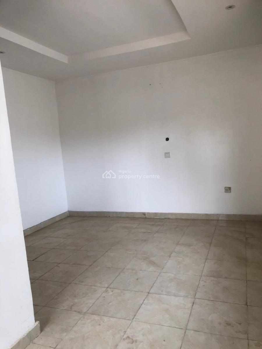 Massive 3 Bedroom Bungalow with 2 Bqs, Inside Vgc, Vgc, Lekki, Lagos, Detached Bungalow for Rent