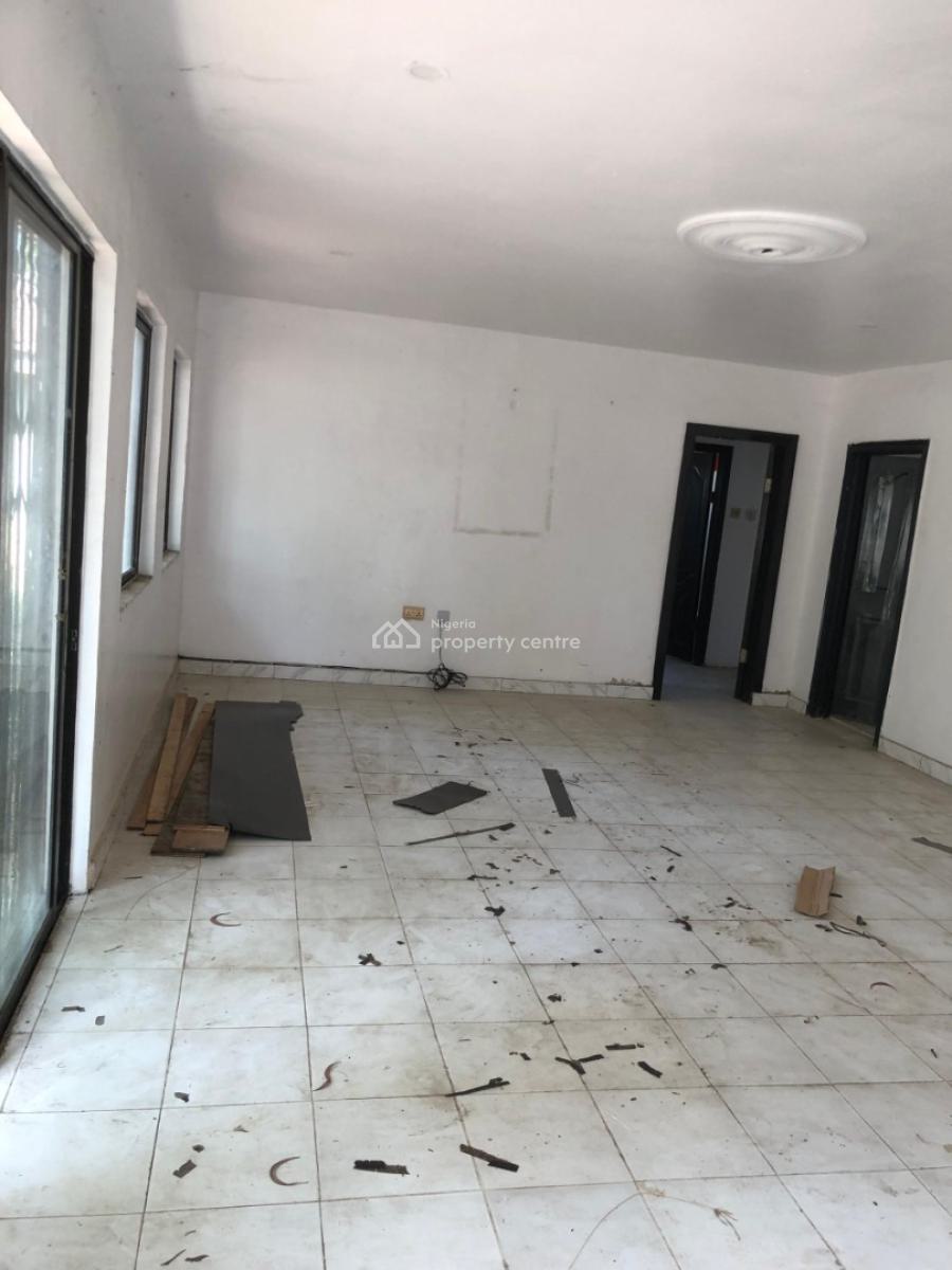 Massive 3 Bedroom Bungalow with 2 Bqs, Inside Vgc, Vgc, Lekki, Lagos, Detached Bungalow for Rent