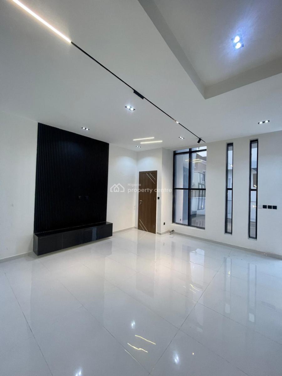 Distinguished 4 Bedroom Fully Detached Duplex with Bq, Ikota, Lekki, Lagos, Detached Duplex for Sale