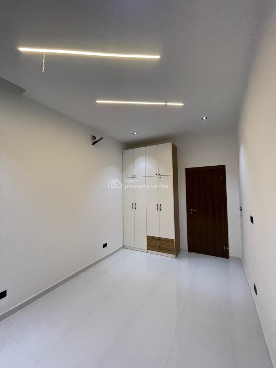 Distinguished 4 Bedroom Fully Detached Duplex with Bq, Ikota, Lekki, Lagos, Detached Duplex for Sale
