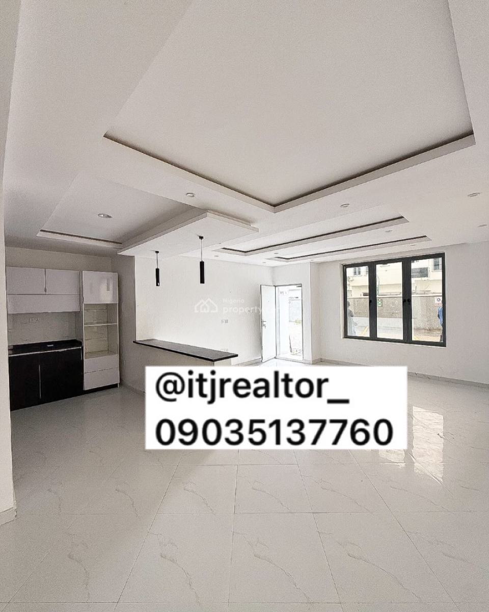 Lovely 2 Bedroom Apartment with Bq, Chevron, Lekki, Lagos, Block of Flats for Sale