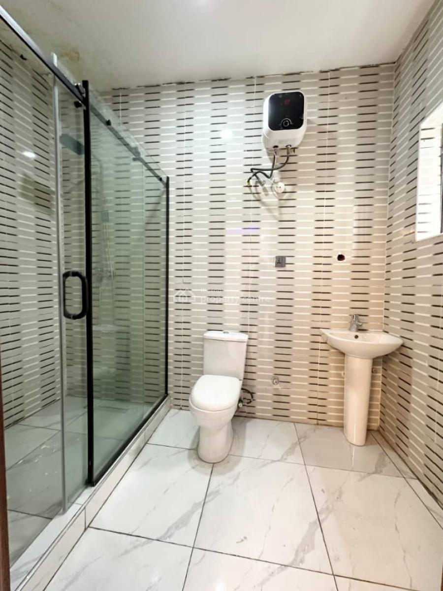 Brand New 4 Bedroom Terrace with Bq, Pool & Gym, Chevron Drive, Lekki Phase 2, Lekki, Lagos, Terraced Duplex for Sale