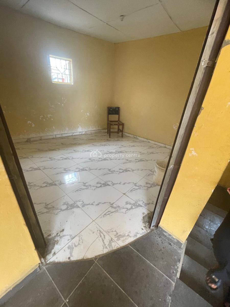 Brand New Shop Facing The Road, Ado, Ajah, Lagos, Commercial Property for Rent