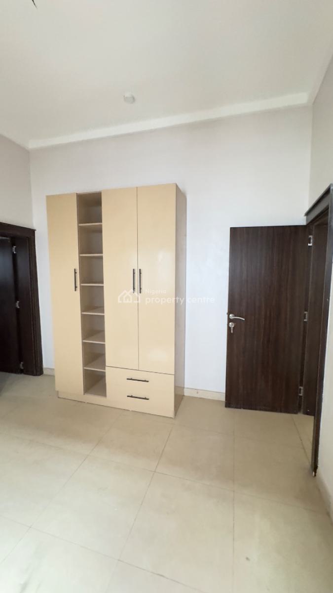 Newly Built 3 Bedroom Flat, Gilmore, Jahi, Abuja, Flat / Apartment for Rent