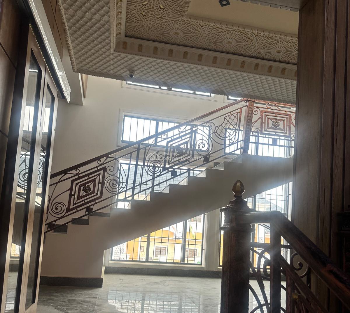 Luxury 6 Bedrooms Mansion, Guzape District, Abuja, Detached Duplex for Sale