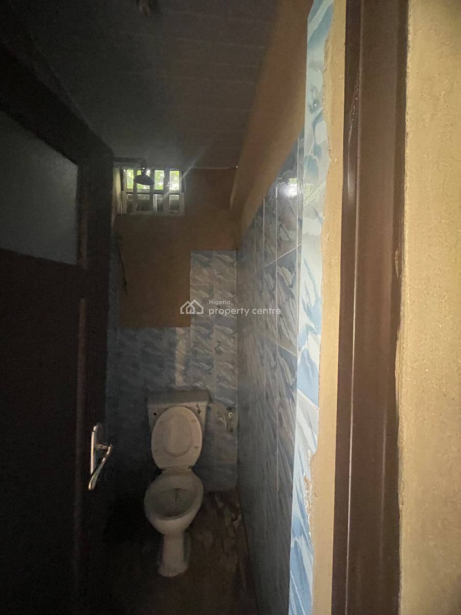 Miniflat in a Mini Estate Facing The Road a Min Walk to Bustop, Ado Road, Ajah, Lagos, House for Rent
