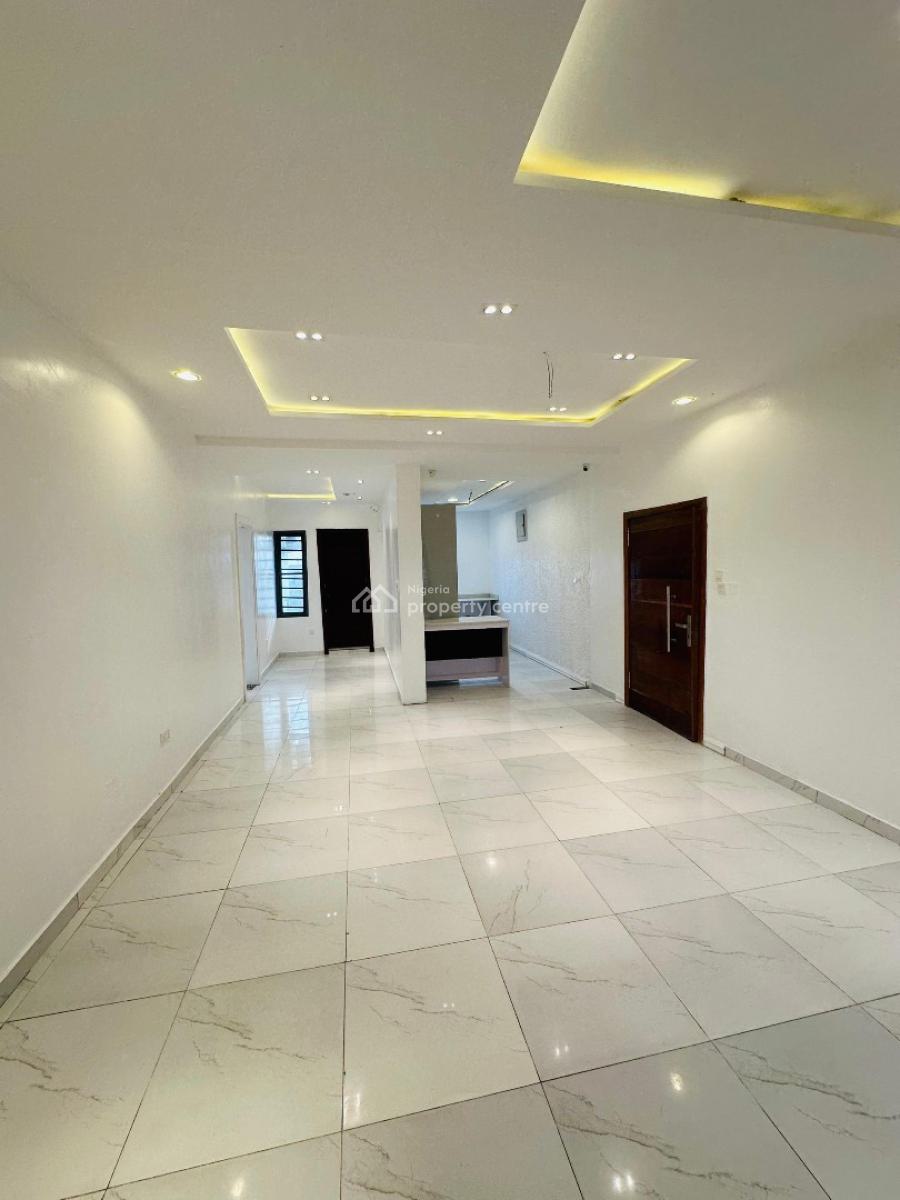 Beautiful 2 Bedroom Apartment with Communal Pool., Ikate, Lekki, Lagos, Block of Flats for Sale
