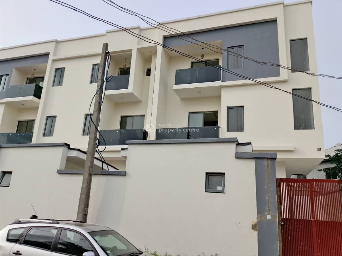 Newly Built Four Bedroom Terrace with Excellent Faclities, Obanikoro, Shomolu, Lagos, Terraced Duplex for Sale
