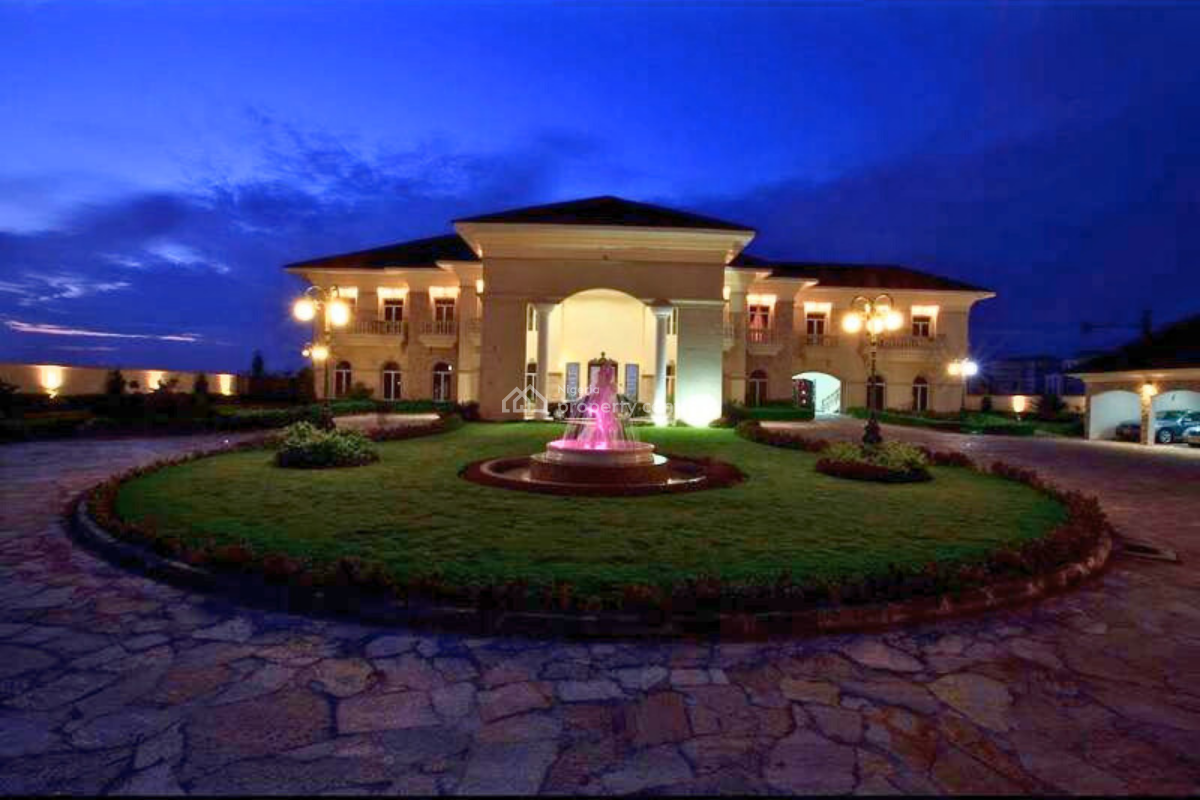 Ultra - Luxurious Exclusive 7-bedroom Waterfront Mansion, Banana Island, Ikoyi, Lagos, Detached Duplex for Sale