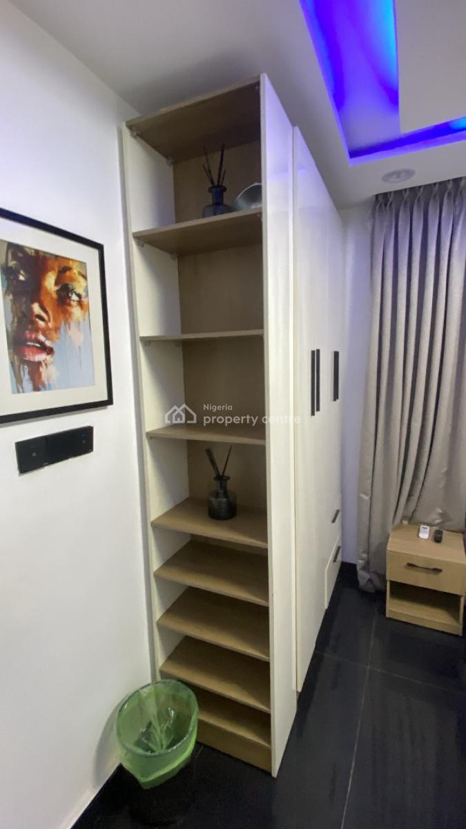 3 Bedrooms Apartment, Ebute Metta East, Yaba, Lagos, Flat / Apartment Short Let
