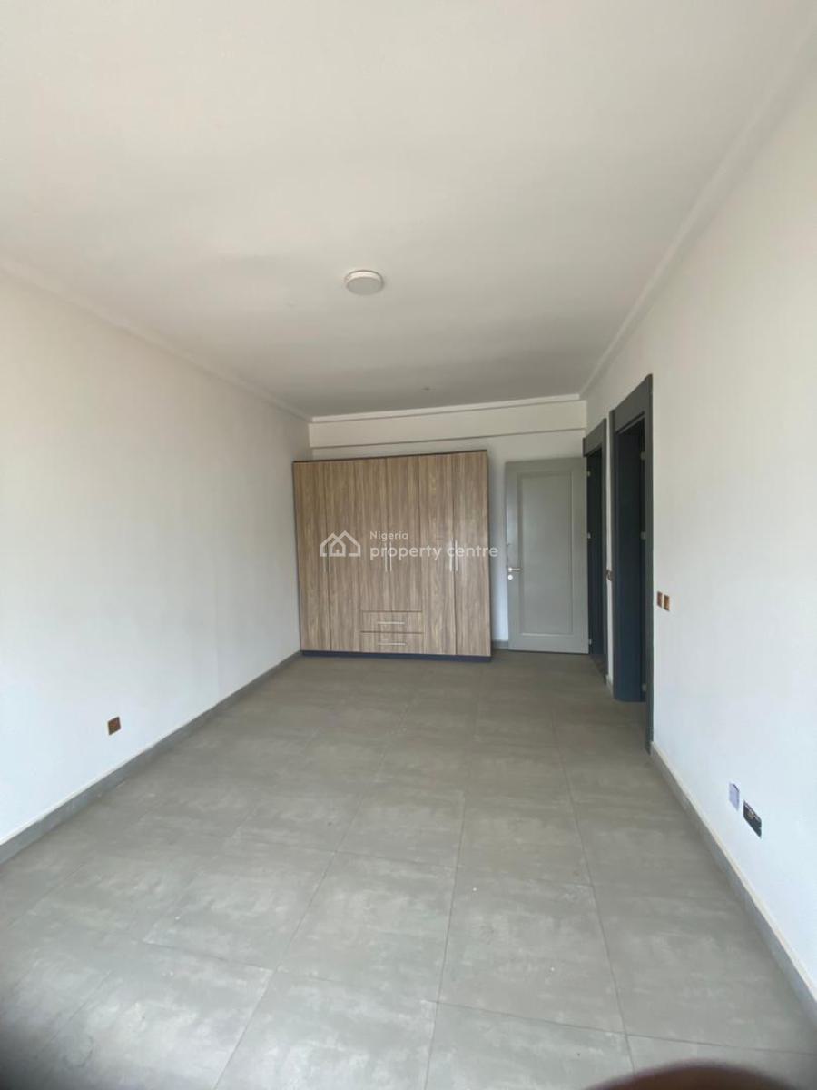 Excellent 5-bedroom Terrace Duplex with Bq, Jahi, Abuja, Terraced Duplex for Sale
