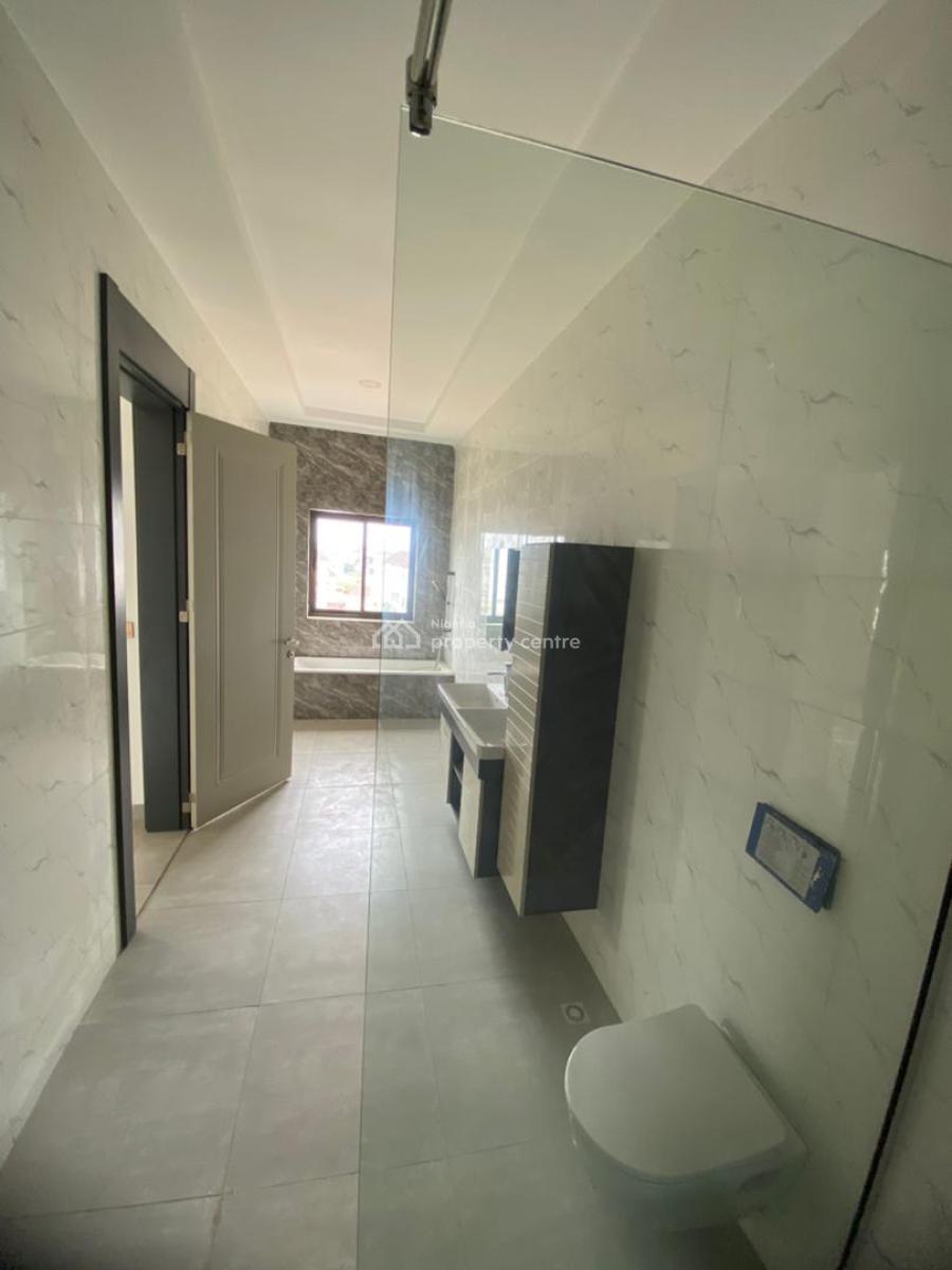 Excellent 5-bedroom Terrace Duplex with Bq, Jahi, Abuja, Terraced Duplex for Sale