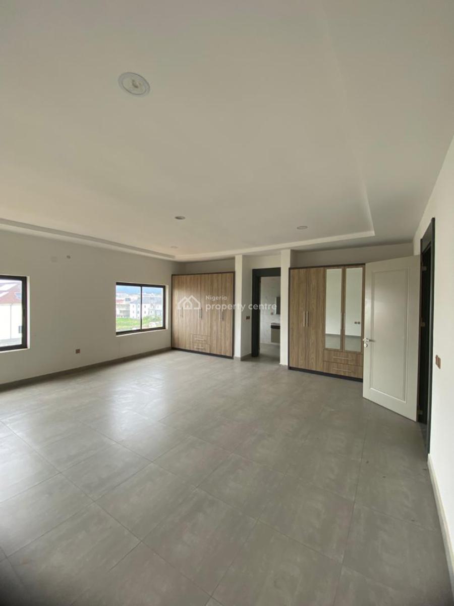 Excellent 5-bedroom Terrace Duplex with Bq, Jahi, Abuja, Terraced Duplex for Sale