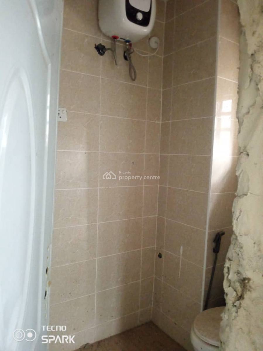 Sharp Good 2 Bedrooms Flat, Ground Floor, Area 1, Garki, Abuja, Flat / Apartment for Rent