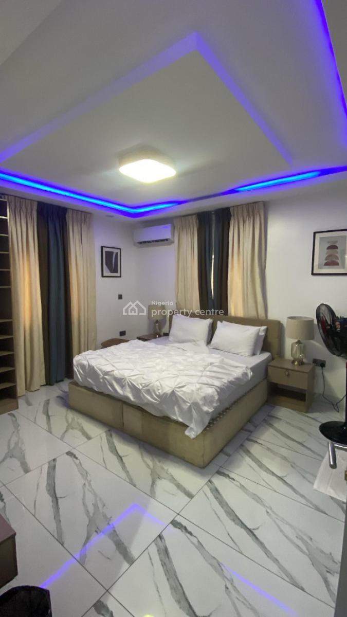 2 Bedrooms  Apartments, Ebute Metta East, Yaba, Lagos, Flat / Apartment Short Let