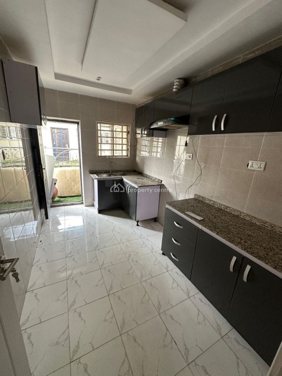 3 Bedroom Apartment on The First Floor, Brains and Hammers City, Life Camp, Abuja, Flat / Apartment for Sale