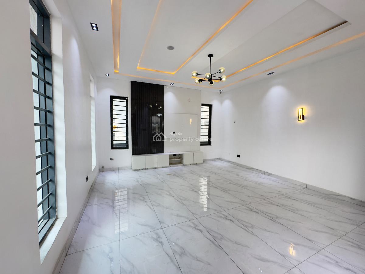 5 Bedroom Fully Detached Duplex with Bq in a Minicourt, Idado, Lekki, Lagos, Detached Duplex for Sale