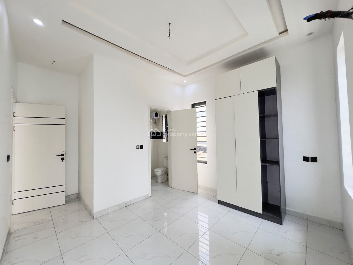 5 Bedroom Fully Detached Duplex with Bq in a Minicourt, Idado, Lekki, Lagos, Detached Duplex for Sale