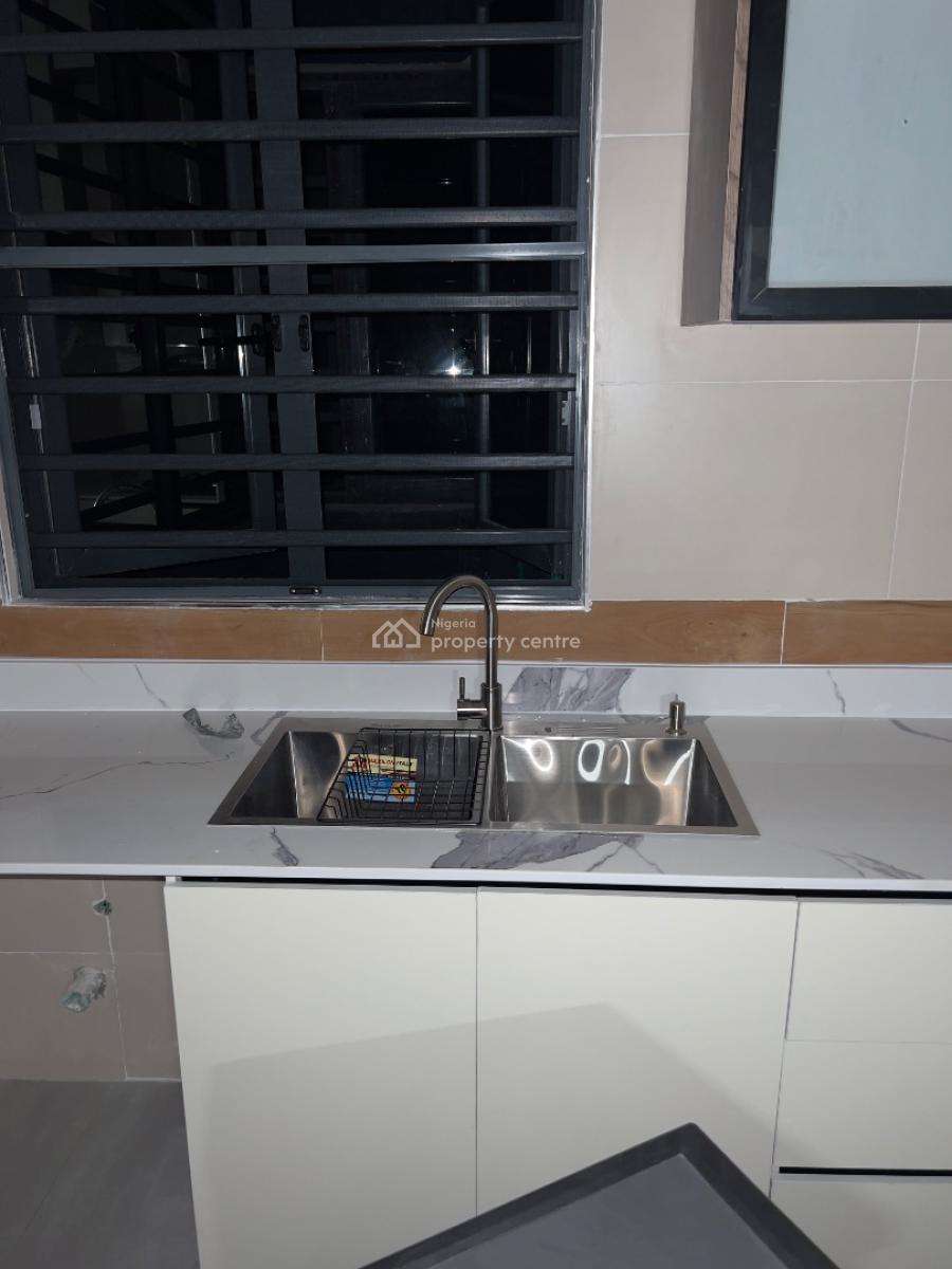 Brand New Unit of 3 Bedroom Apartment, Off Fola Osibo Street, Lekki Phase 1, Lekki, Lagos, Flat / Apartment for Sale