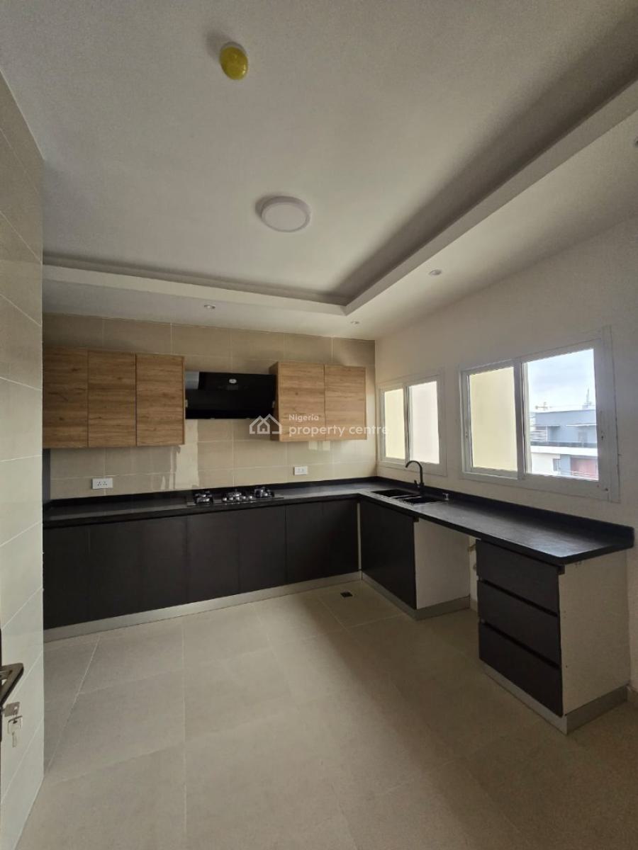 Exquisite Luxury Serviced 3 Bedroom Flat with a Room Bq, Lekki Phase 1, Lekki, Lagos, Flat / Apartment for Rent