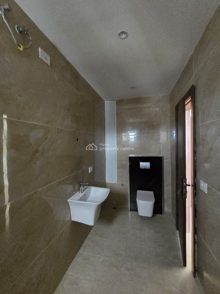 Exquisite Luxury Serviced 3 Bedroom Flat with a Room Bq, Lekki Phase 1, Lekki, Lagos, Flat / Apartment for Rent