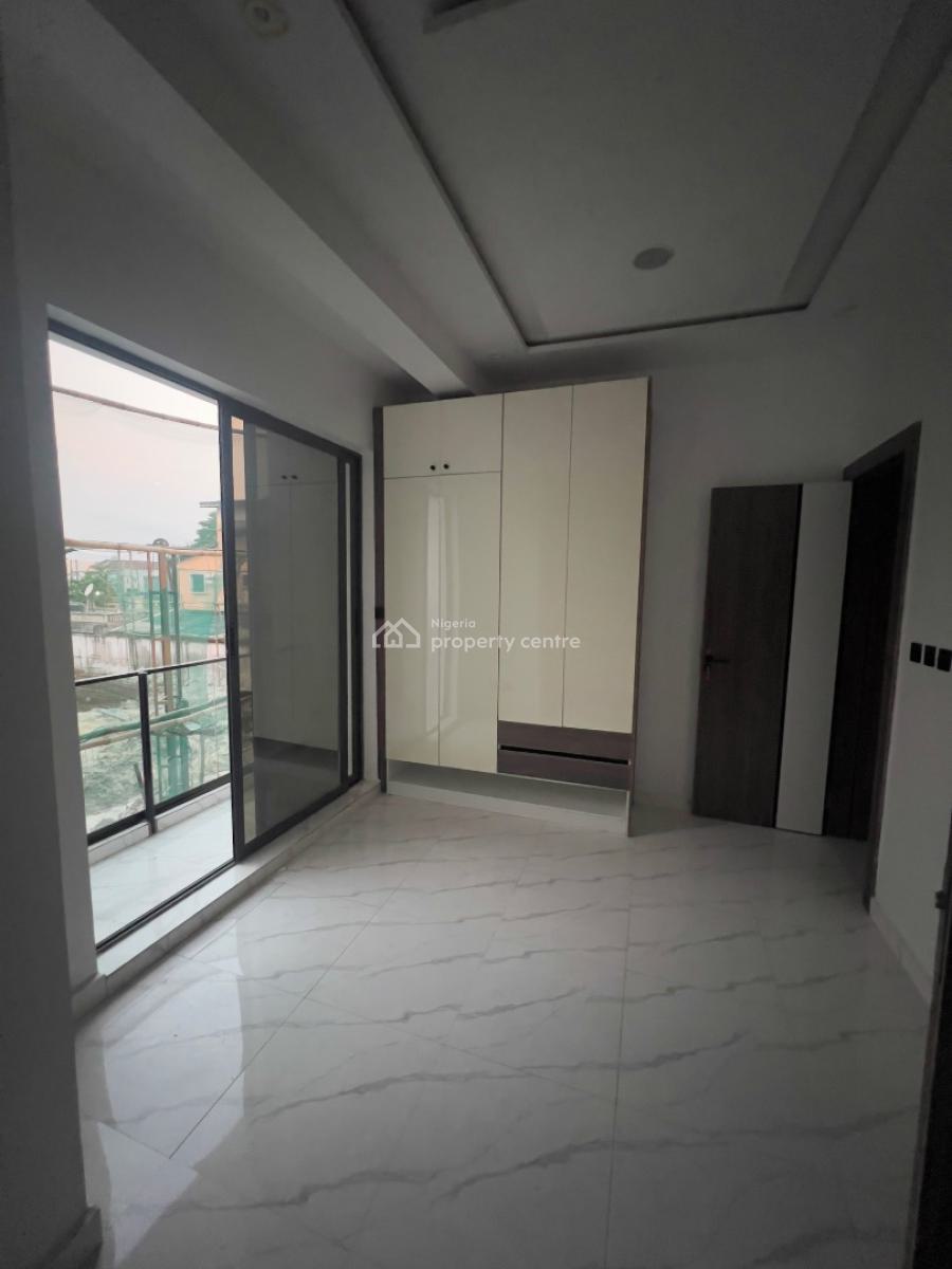 Luxury 2-bedroom Apartment with Top Notch Finishing, Lekki Phase 1, Lekki, Lagos, Flat / Apartment for Sale